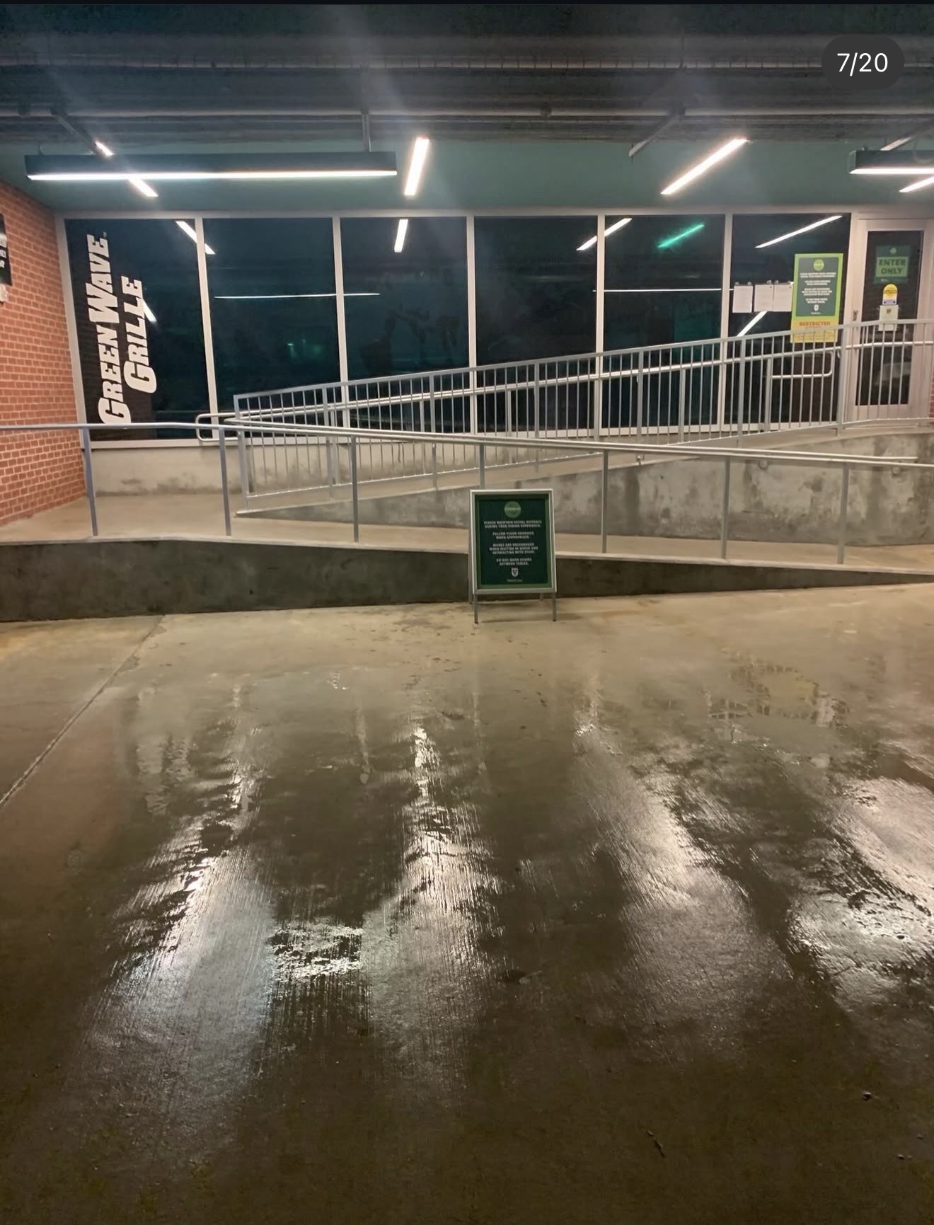 Clean concrete ramp outside the Green Wave Grille at Tulane